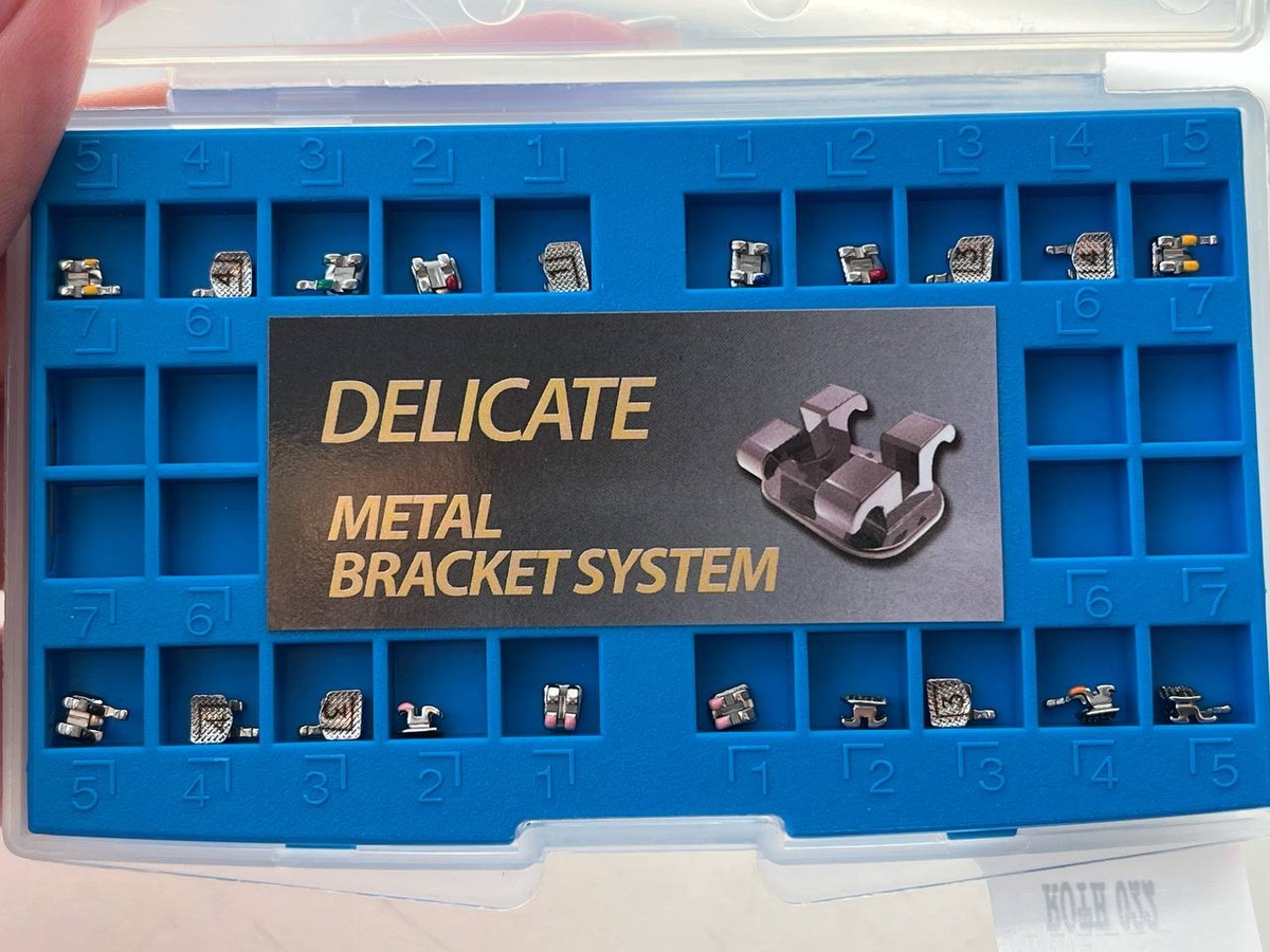Брекети металеві Delicate Roth 022 гачок 3,4,5 WBT (Korea) (набір)
