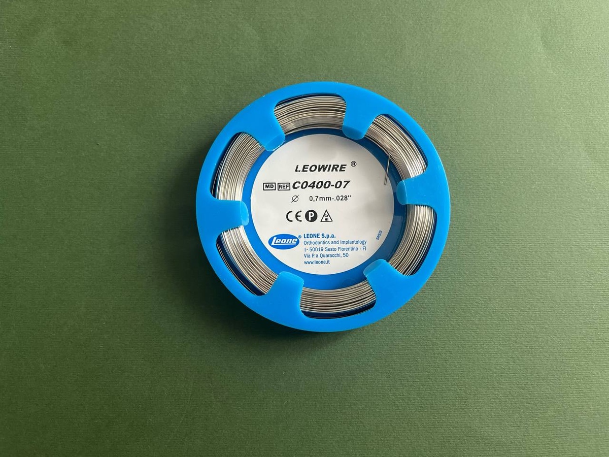 Дріт ортодонтичний Leone 0,7 мм