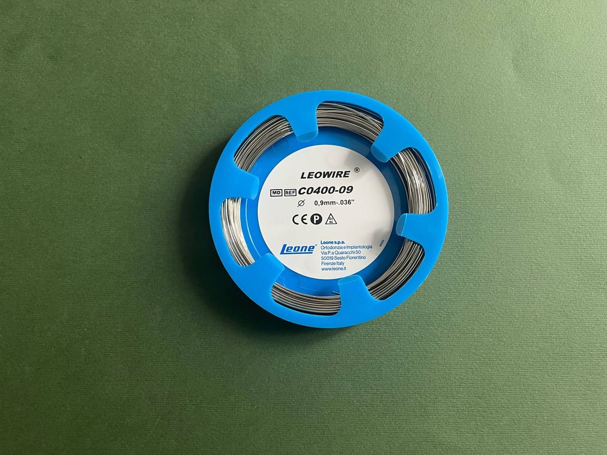 Дріт ортодонтичний Leone 0,9 мм