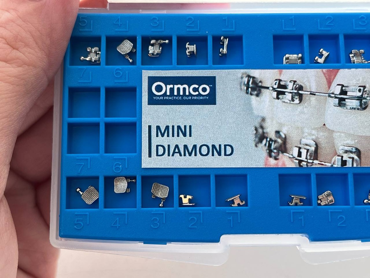 Брекети металеві Mini Diamond Roth 022 гачок 3,4,5 Ormco (USA)
