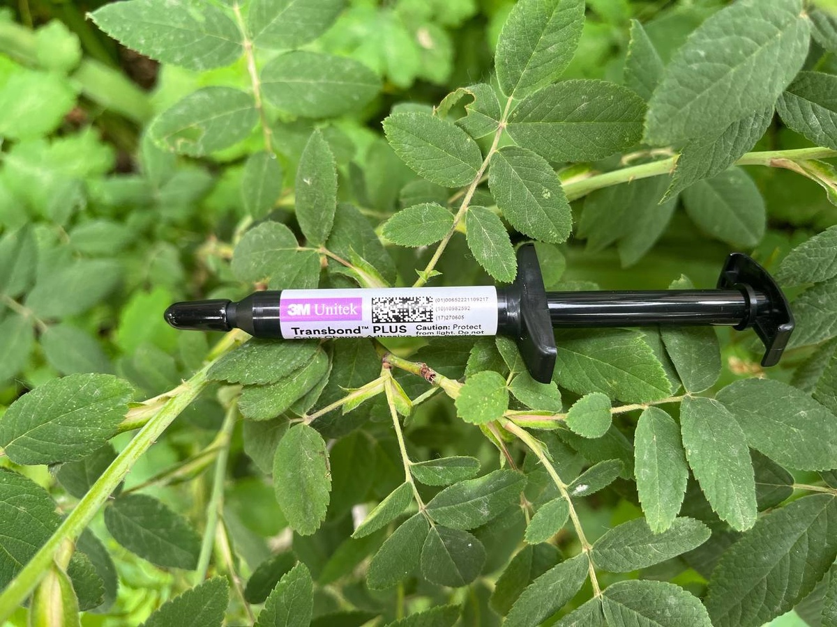 Шприц 3M Unitek Transbond XT Plus (кольоровий матеріал для фіксації брекетів, 4г) (USA)