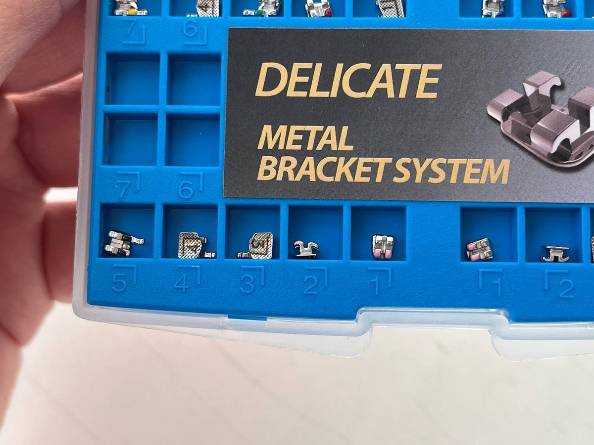 Брекети металеві Delicate Roth 022 гачок 3,4,5 WBT (Korea) (щелепа)