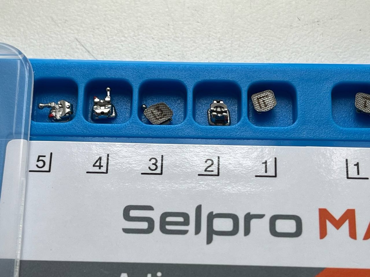 Брекети металеві Selpro MA Roth 022 гачок 3,4,5 WBT (Korea) (набір)